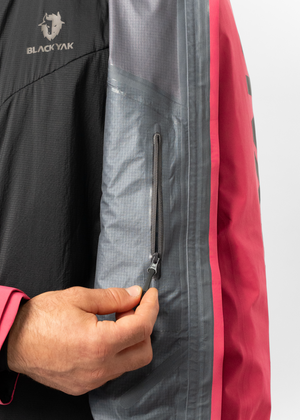 7BYGJFU003-BLACKYAK-MEN-THULAGI-G2-GORE-TEX-3L-PRO-SHELL-JACKET-SE-X8-D02.png