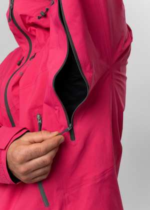7BYGJFU003-BLACKYAK-MEN-THULAGI-G2-GORE-TEX-3L-PRO-SHELL-JACKET-SE-X8-D05.png