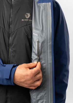 7BYGJFU002-BLACKYAK-MEN-THULAGI-G2-GORE-TEX-3L-PRO-SHELL-JACKET-AK-D02.png