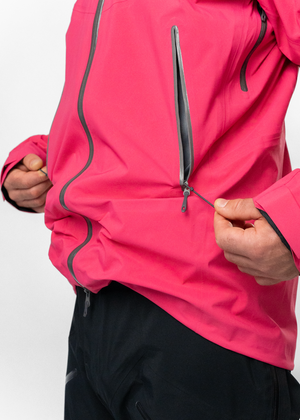 7BYGJFU003-BLACKYAK-MEN-THULAGI-G2-GORE-TEX-3L-PRO-SHELL-JACKET-SE-X8-D03.png