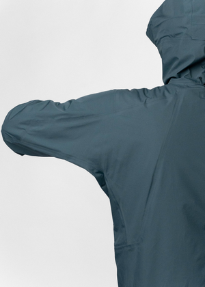7BYGJFU004-MEN-RISUM-G2-GORE-TEX-PERFORMANCE-3L-FULL-ZIP-JACKET-X0-D01.png