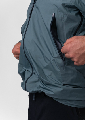 7BYGJFU004-MEN-RISUM-G2-GORE-TEX-PERFORMANCE-3L-FULL-ZIP-JACKET-X0-D03.png