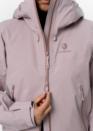 7BYGJFU501-BLACKYAK-WOMEN-THULAGI-G2-GORE-TEX-3L-PRO-SHELL-JACKET-M0-D04.png