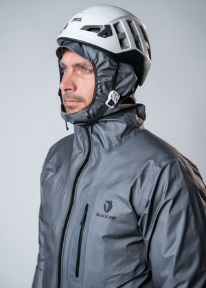 7BYGJSV001-BLACKYAK-MEN-JAVARI-GORE-TEX-PERFORMANCE-3L-FULL-ZIP-JACKET-01-D05.png