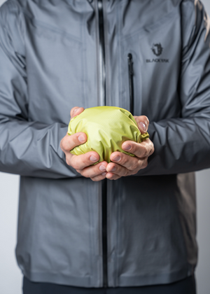 7BYGJSV001-BLACKYAK-MEN-JAVARI-GORE-TEX-PERFORMANCE-3L-FULL-ZIP-JACKET-LM-D09.png