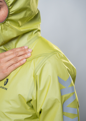 7BYGJSV502-BLACKYAK-WOMEN-JAVARI-GORE-TEX-PERFORMANCE-3L-FULL-ZIP-JACKET-SPECIAL-EDITION-LM-D09.png