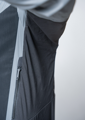 7BYPDSV003-BLACKYAK-MEN-NAGPURI-HOODED-INSULATION-JACKET-01-D05.png