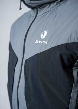7BYPDSV003-BLACKYAK-MEN-NAGPURI-HOODED-INSULATION-JACKET-01-D06.png
