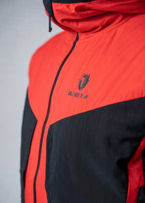 7BYPDSV003-BLACKYAK-MEN-NAGPURI-HOODED-INSULATION-JACKET-I8-D06.png