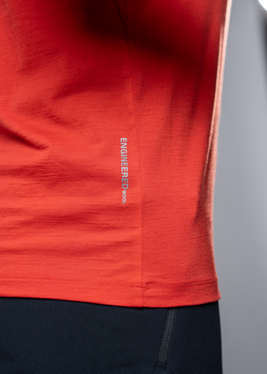 7BYRTSV001-BLACKYAK-MEN-PUMORI-MERINO-ROUNDNECK-LONG-SLEEVE-T-SHIRT-I8-D02.png