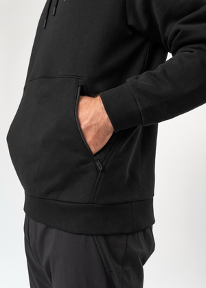 7BYSSFU902-BLACKYAK-MEN-ICONIC-HOODED-PULLOVER-00-D01.png