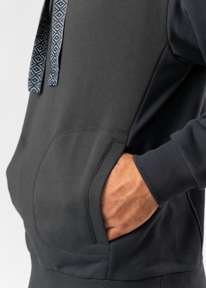 7BYSSFU903-BLACKYAK-UNI-HIMA-ALAYA-HOOD-PULLOVER-NA-D02.png