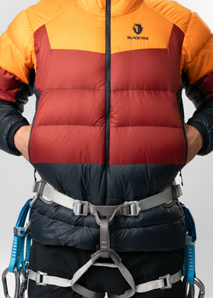 BY1IN0004-MEN-TILICHO-HOODED-DOWN-JACKET-CZ-D08.png