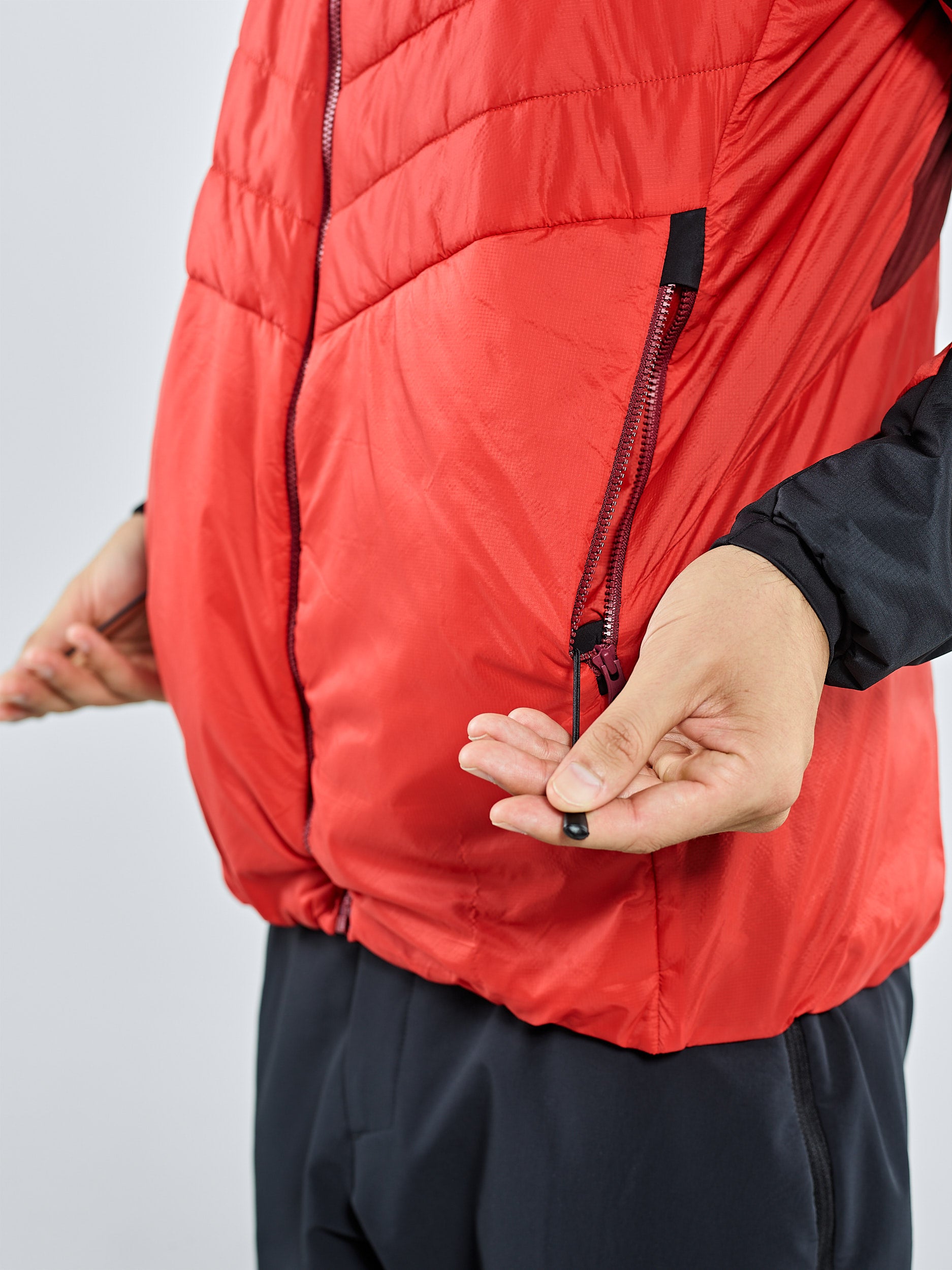 MEN'S ZUBRON HOODED INSULATION JACKET – BLACKYAK Shop