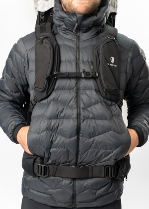 BY1IN0013-MEN-YURINO-HOODED-LIGHT-DOWN-JACKET-00-D04.png