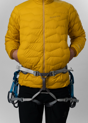BY1IN0013-MEN-YURINO-HOODED-LIGHT-DOWN-JACKET-EQ-D04.png