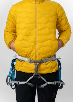 BY1IN0013-MEN-YURINO-HOODED-LIGHT-DOWN-JACKET-EQ-D04.png