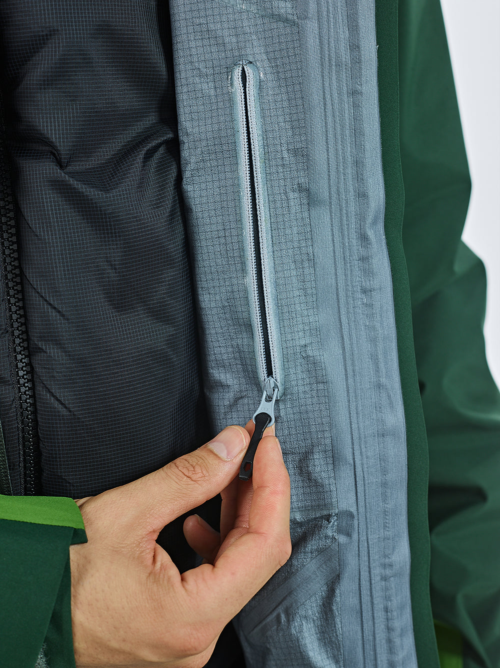 MEN'S THULAGI GORE-TEX 3L PRO JACKET – BLACKYAK Shop