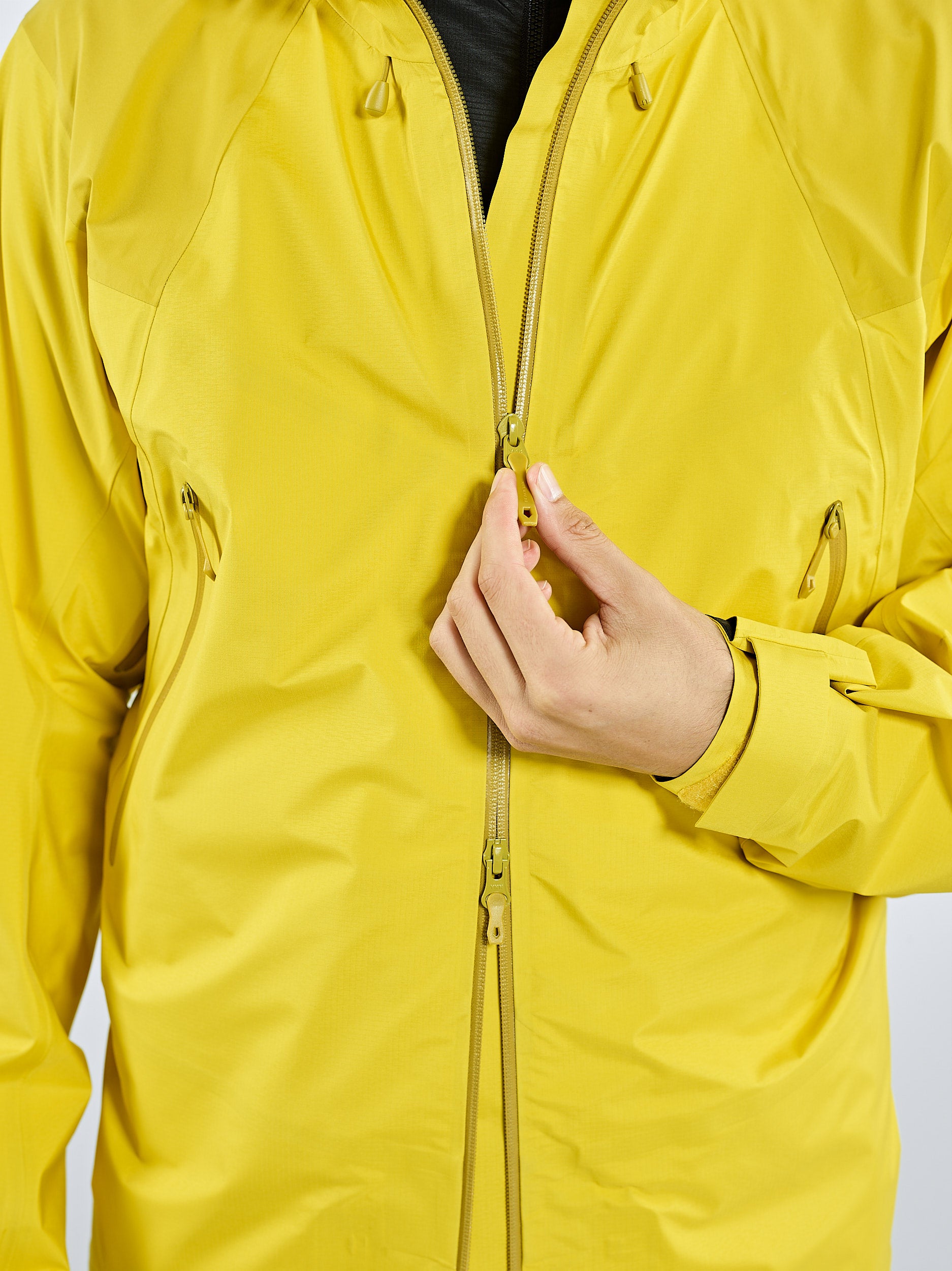 MEN'S RISUM GORE-TEX 3L ACTIVE SHELL JACKET – BLACKYAK Shop MEN'S RISUM GORE-TEX 3L ACTIVE SHELL JACKET – BLACKYAK Shop