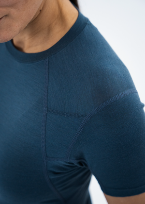 BY2BL0009-BLACKYAK-WOMEN-GURLA-MERINO-BASELAYER-SHORT-SLEEVE-PX-D01.png