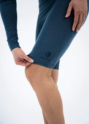 BY2BL0014-BLACKYAK-WOMEN-GURLA-MERINO-BASELAYER-KNEE-TIGHT-PX-D02.png