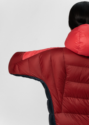 BY2IN0003-WOMEN-TILICHO-HOODED-DOWN-JACKET-CQ-D01.png
