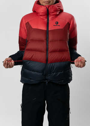 BY2IN0003-WOMEN-TILICHO-HOODED-DOWN-JACKET-CQ-D03.png