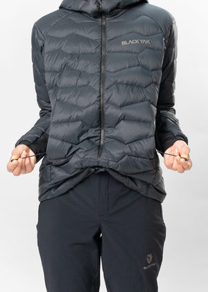 BY2IN0011-WOMEN-YURINO-HOODED-LIGHT-DOWN-JACKET-00-D02.png