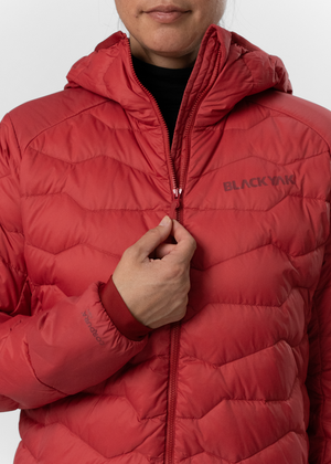 BY2IN0011-WOMEN-YURINO-HOODED-LIGHT-DOWN-JACKET-CJ-D02.png