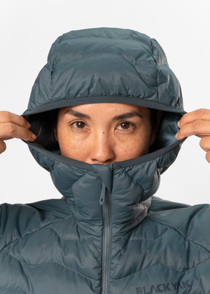 BY2IN0011-WOMEN-YURINO-HOODED-LIGHT-DOWN-JACKET-PX-D05.png