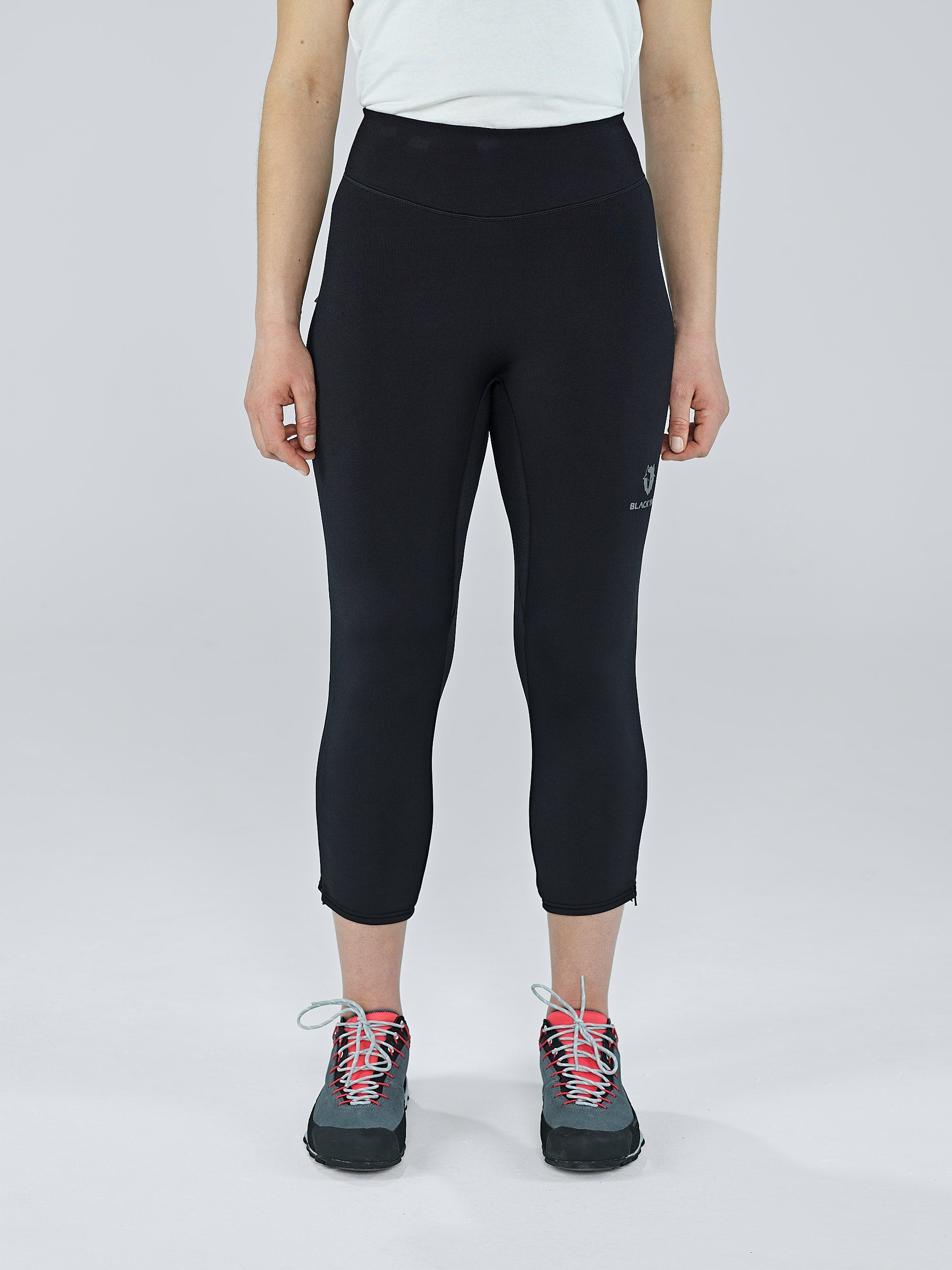 WOMEN'S KUKSAY FLEECE 3/4 PANTS – BLACKYAK Shop