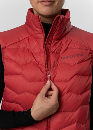 BY2VS0001-WOMEN-YURINO-LIGHT-DOWN-VEST-CJ-D02.png