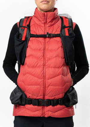 BY2VS0001-WOMEN-YURINO-LIGHT-DOWN-VEST-CJ-D05.png